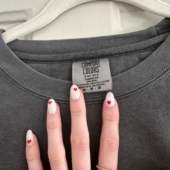 Kristin Jones 2024 ‘Be My Valentine’ Limited Edition Sweatshirt - Picture 3 of 6